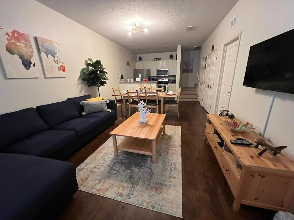 Super Comfy And Spacious 3 Bedroom 10 Minutes From Disney, With Major Shopping 4 Minutes Away Kissimmee Zewnętrze zdjęcie