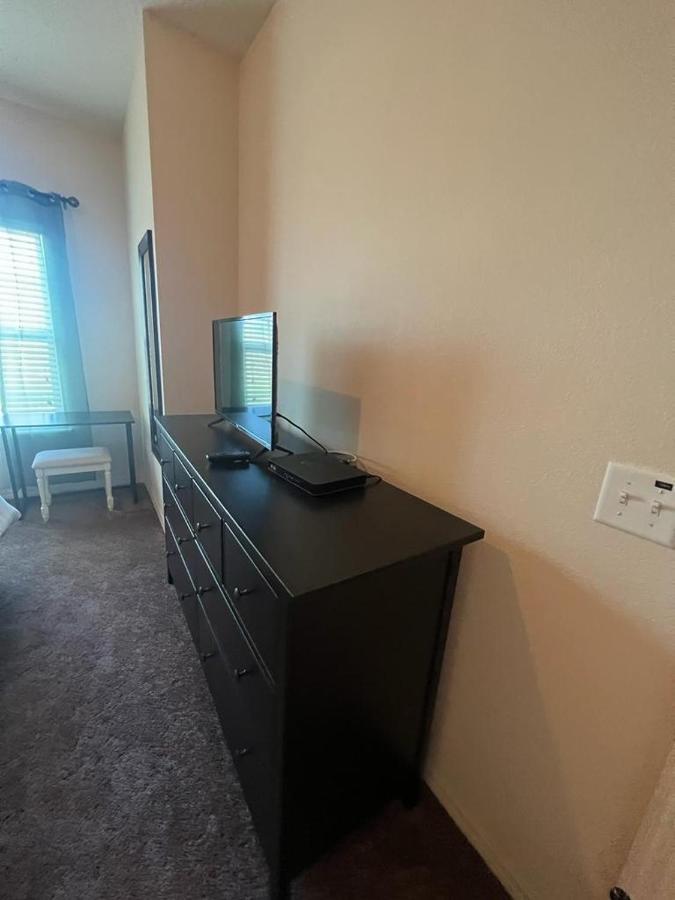 Super Comfy And Spacious 3 Bedroom 10 Minutes From Disney, With Major Shopping 4 Minutes Away Kissimmee Zewnętrze zdjęcie